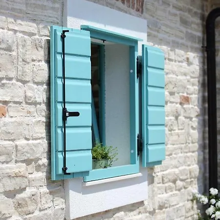 Rural Lapis Vila *