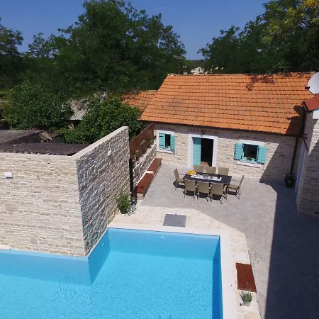 Vila Rural Lapis