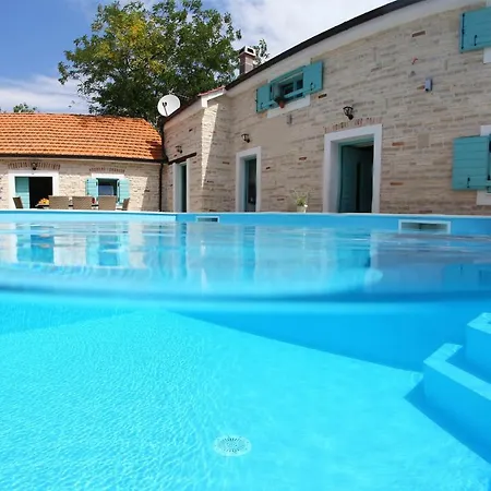Vila Rural Lapis