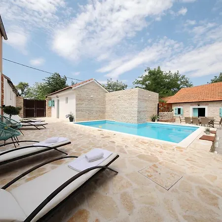 Vila Rural Lapis