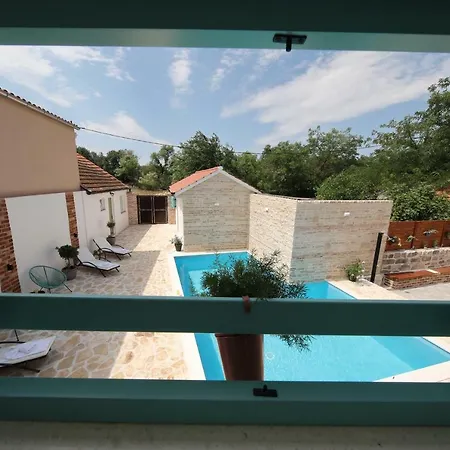 Rural Lapis Villa